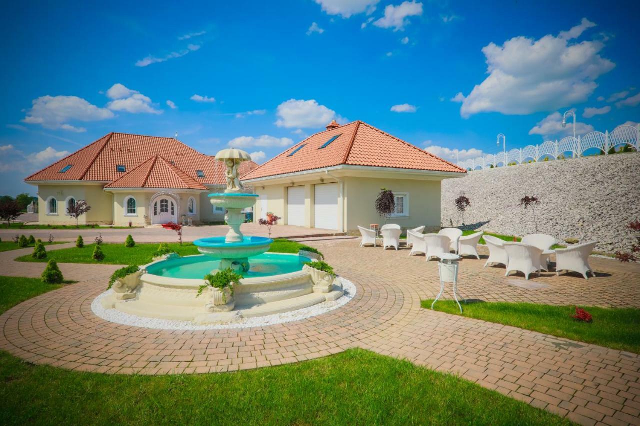 Sękowski Dwór Sekowa Exterior foto